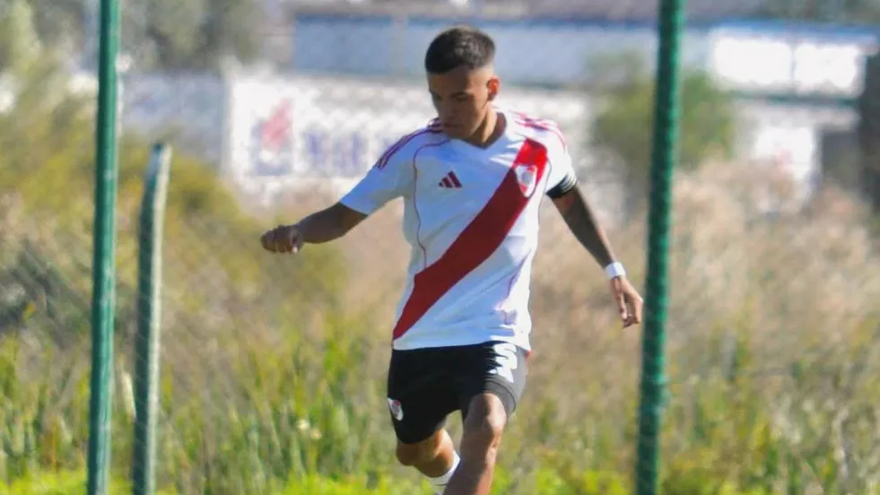 Agustín Bustinduy River Plate