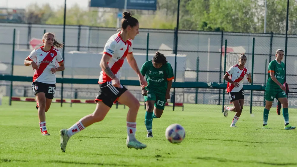 Catalina Primo Femenino River Ferro Ezeiza (Foto: River Plate)
