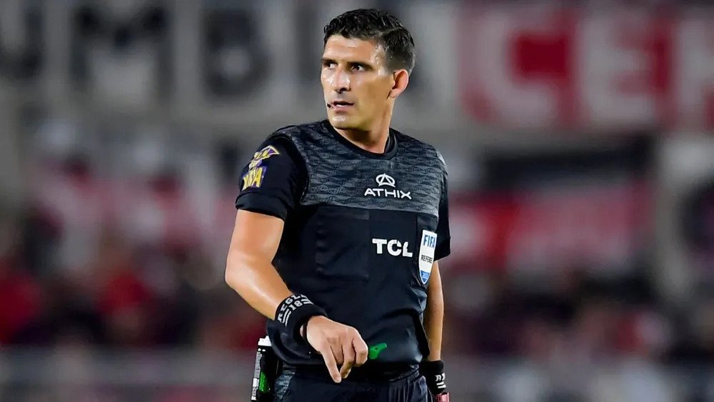 Andrés Merlos árbitro River