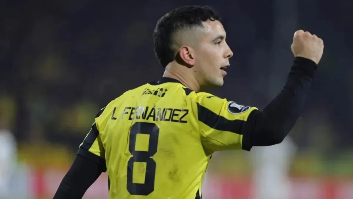 River, mano a mano con Peñarol por Leonardo Fernández