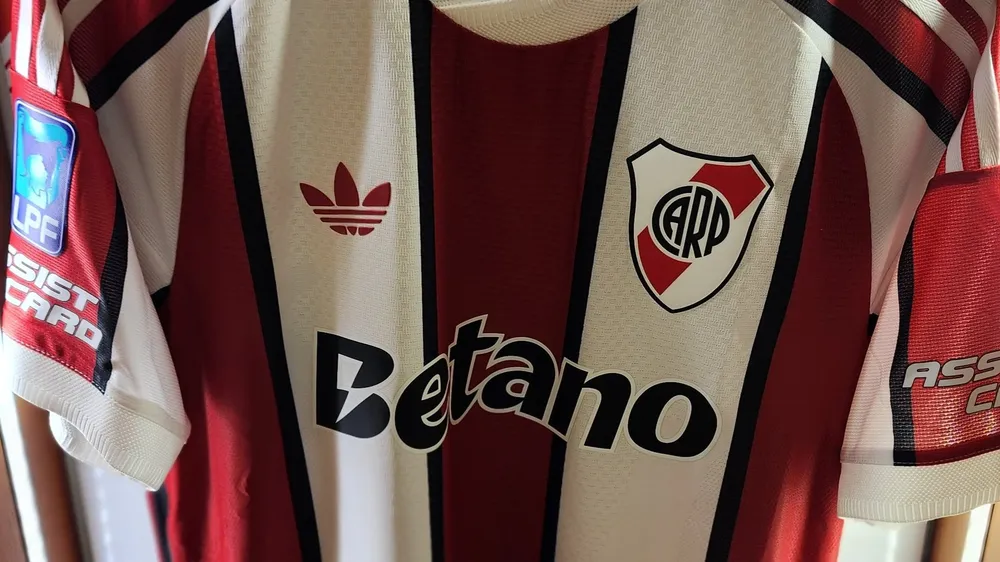 Nueva camiseta Tricolor River  (Foto: River Plate)
