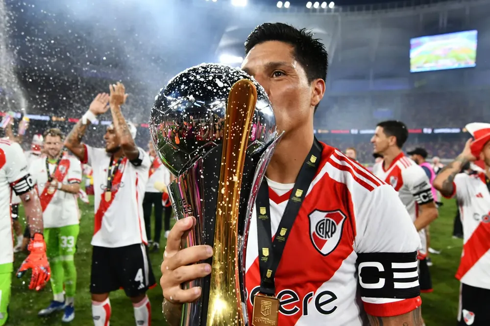 Enzo Pérez River Plate Trofeo de Campeones