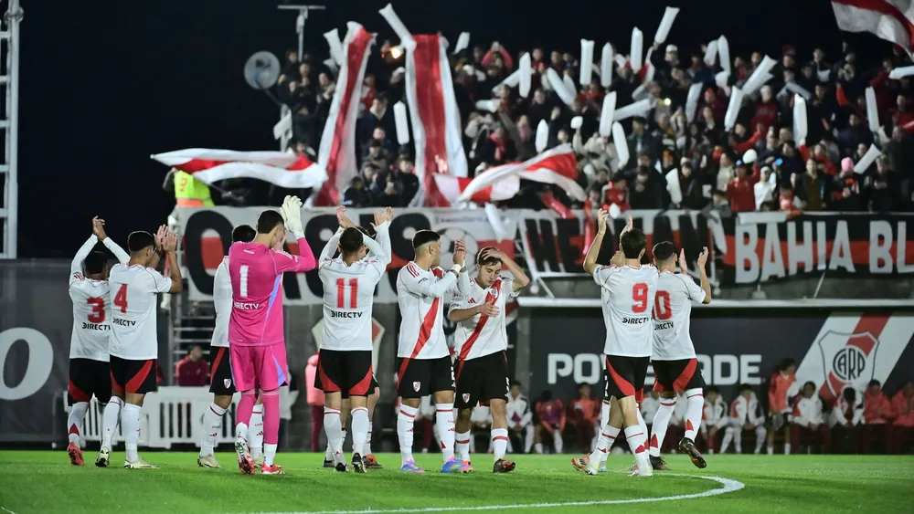 Equipo Reserva River Ezeiza  (Foto: River Plate)