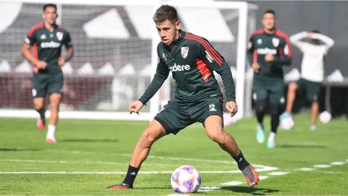 Claudio Echeverri Entrenamiento River