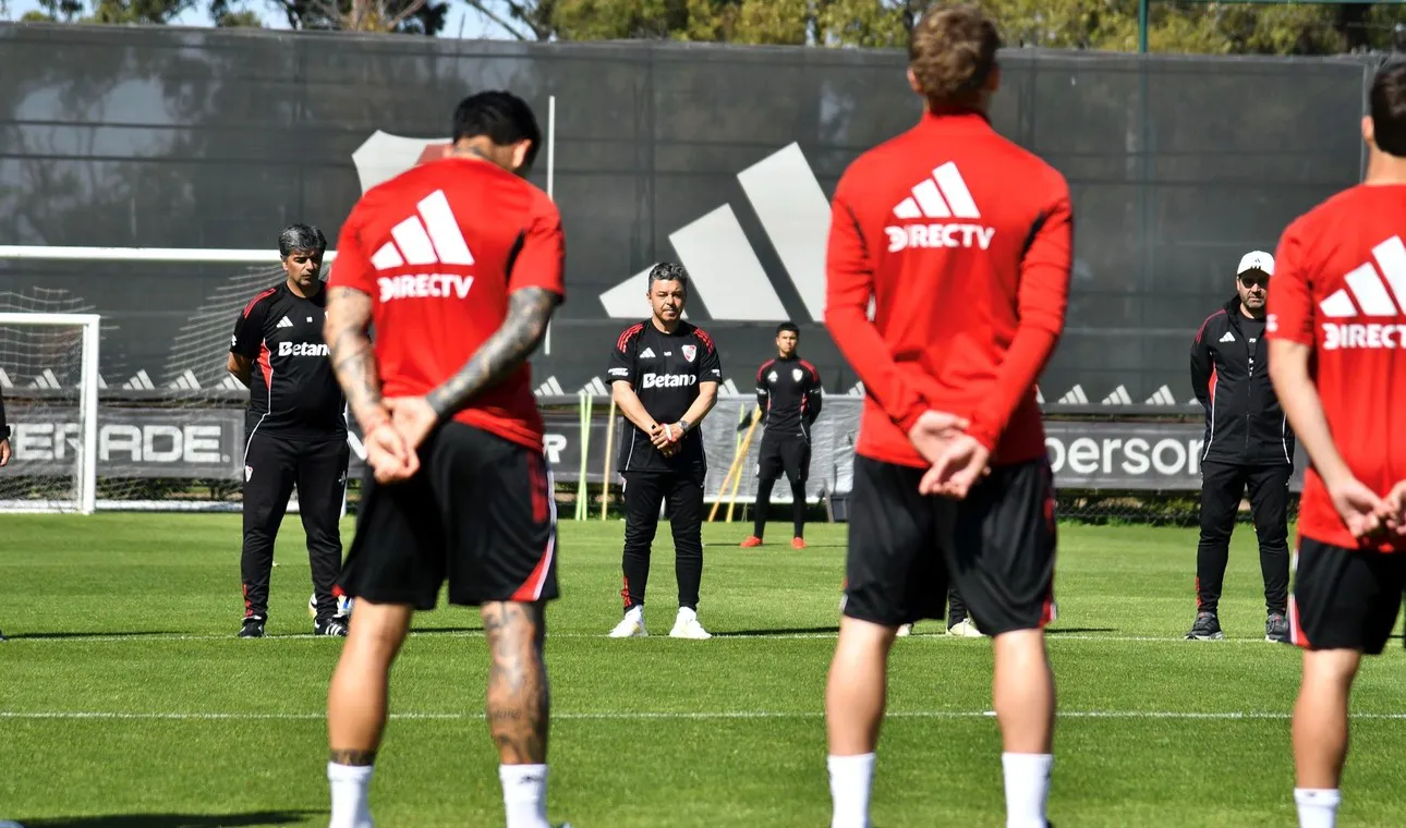 TOH4Eard2_1290x760__1