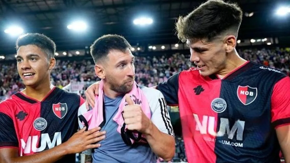 Esteban Fernández regalo Lionel Messi (1)