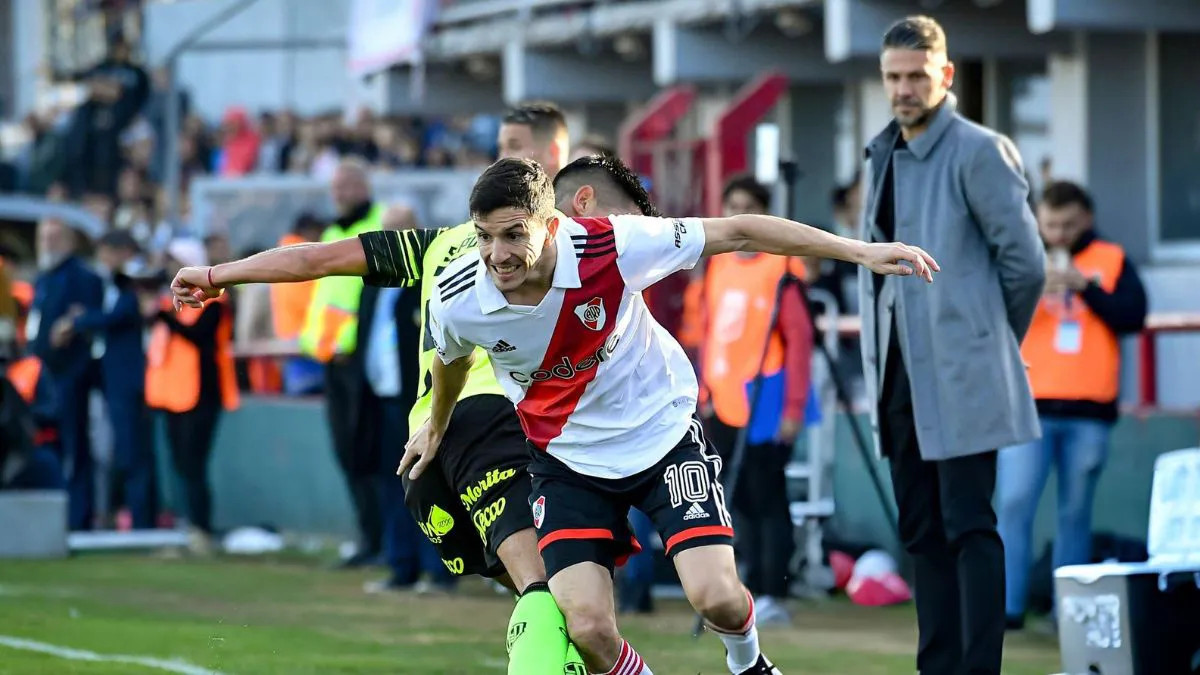 Ignacio Fernández y Martín Demichelis vs Barracas 2023 (Foto: Getty Images)