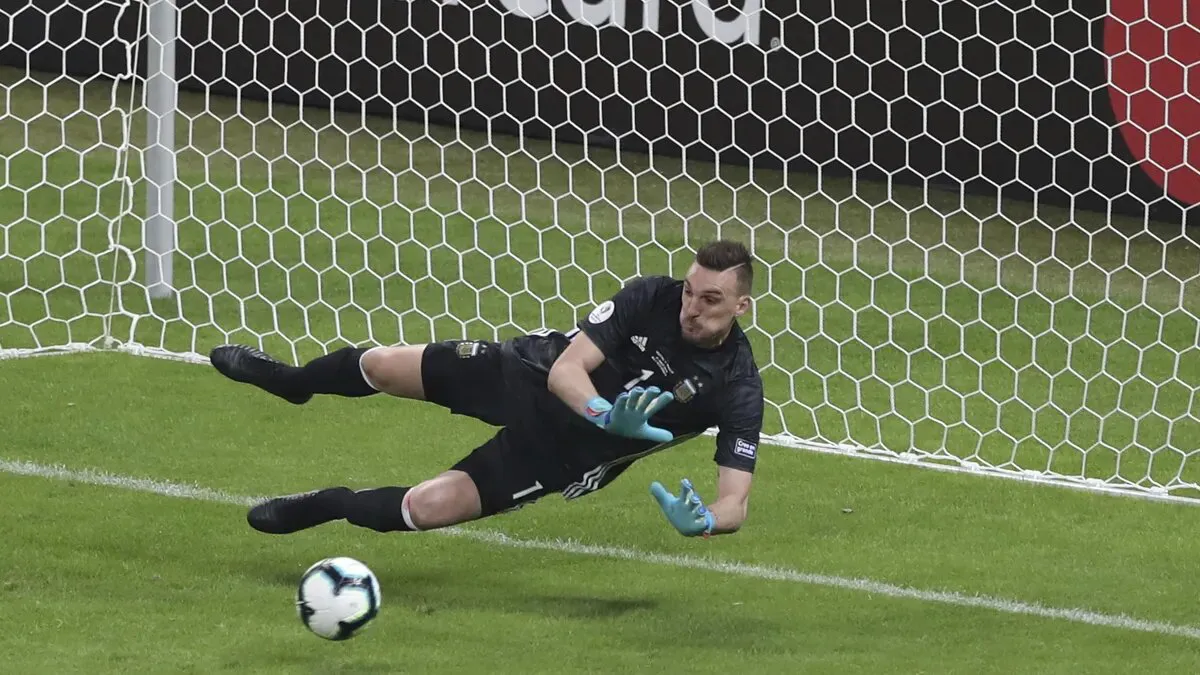 Penal atajado Armani