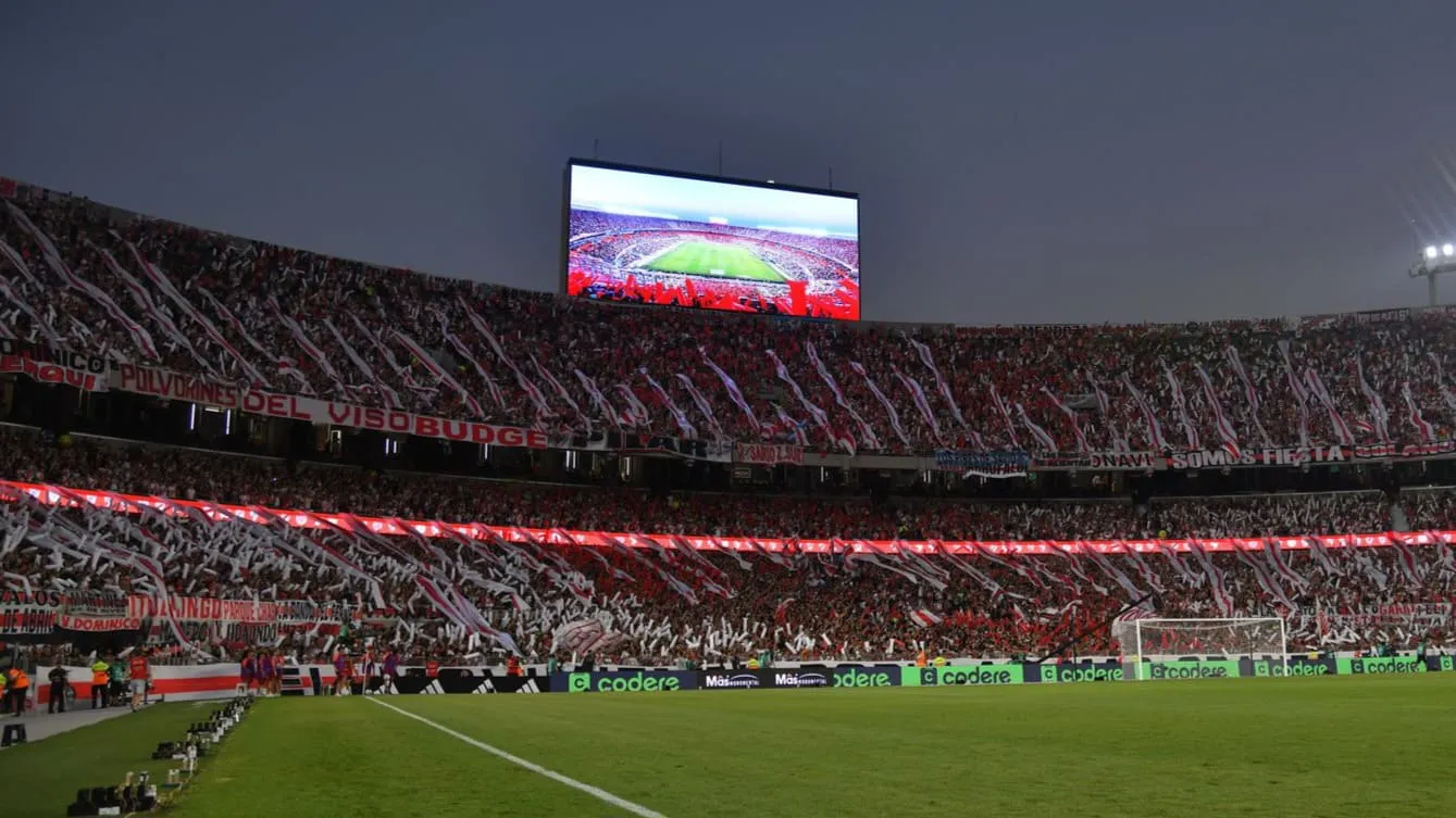 Hinchas River Monumental noche (Foto: River Plate)