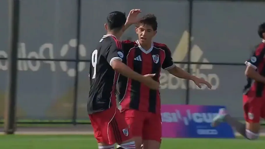 Bruno Cabral festejo gol inferiores River