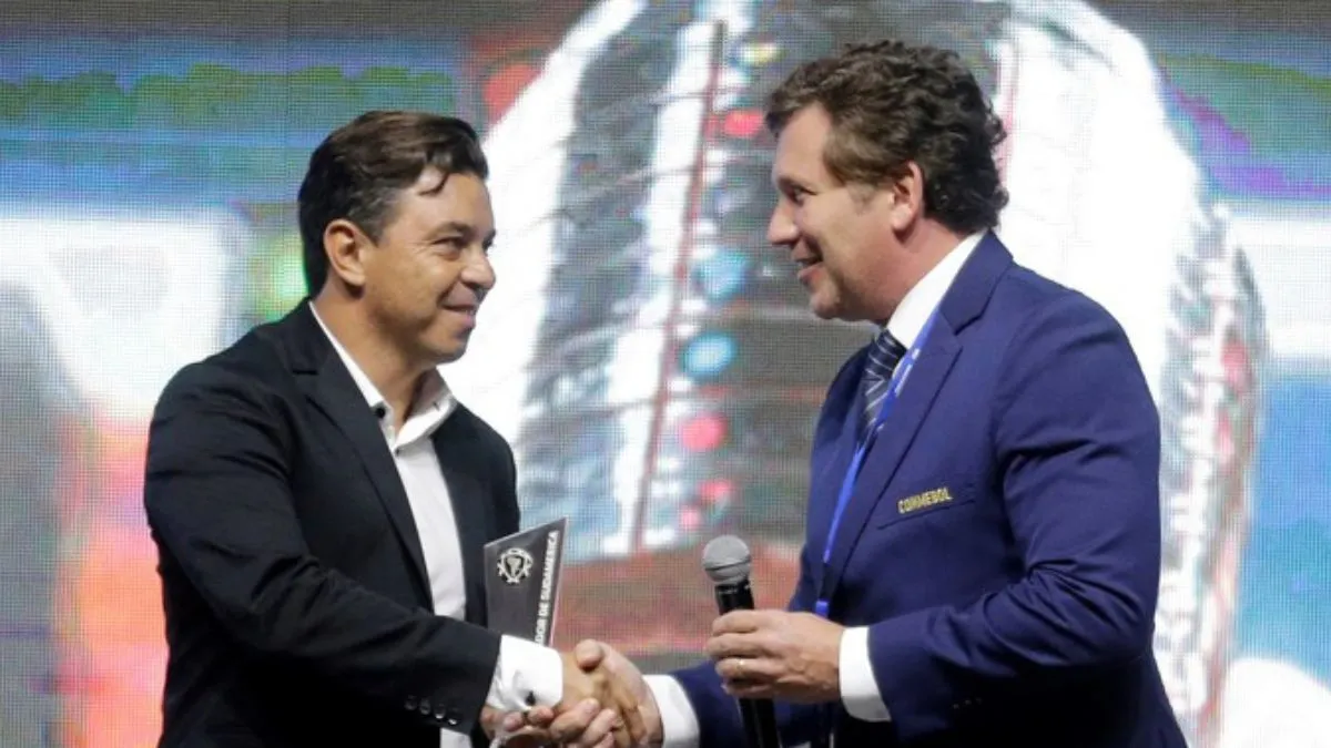 Gallardo con Alejandro Dominguez