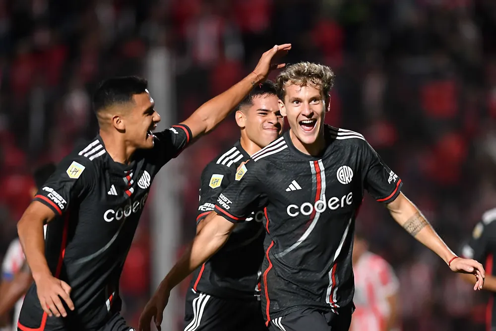 RIVER.INSTITUTO