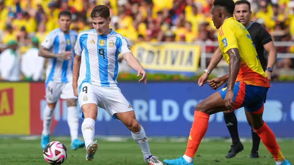 Julián Álvarez Selección Argentina Colombia