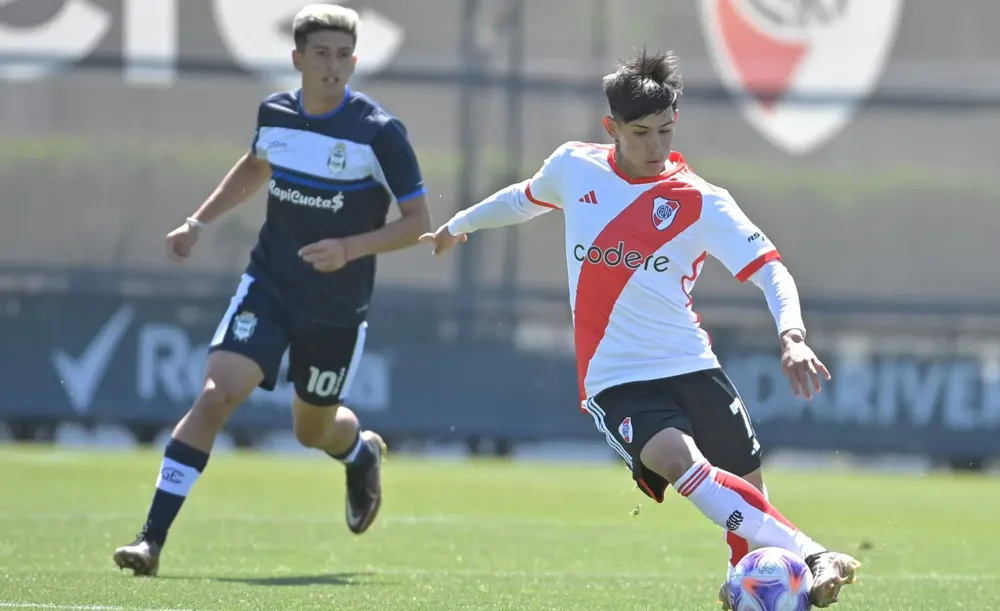 Alexis Araujo Reserva River Gimnasia La Plata