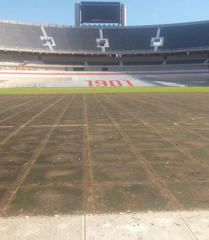 Estado campo de juego estadio Monumental River Plate